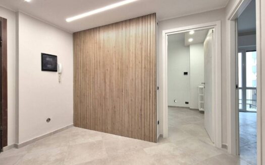 AMPIO TRILOCALE RISTRUTTURATO CON CANTINA E BOX AUTO  LEGNANO – VIA GENOVA 110